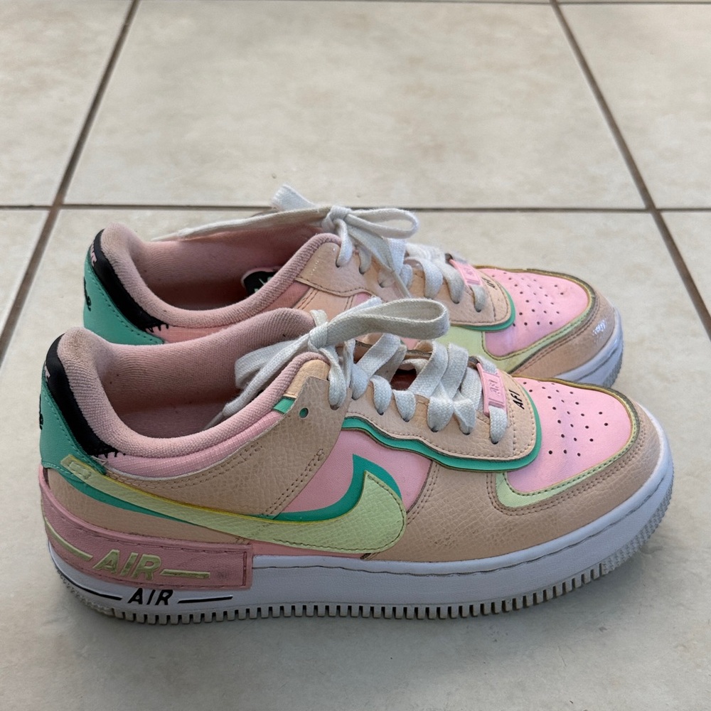 Nike Air Force 1 Pastel Sneakers
